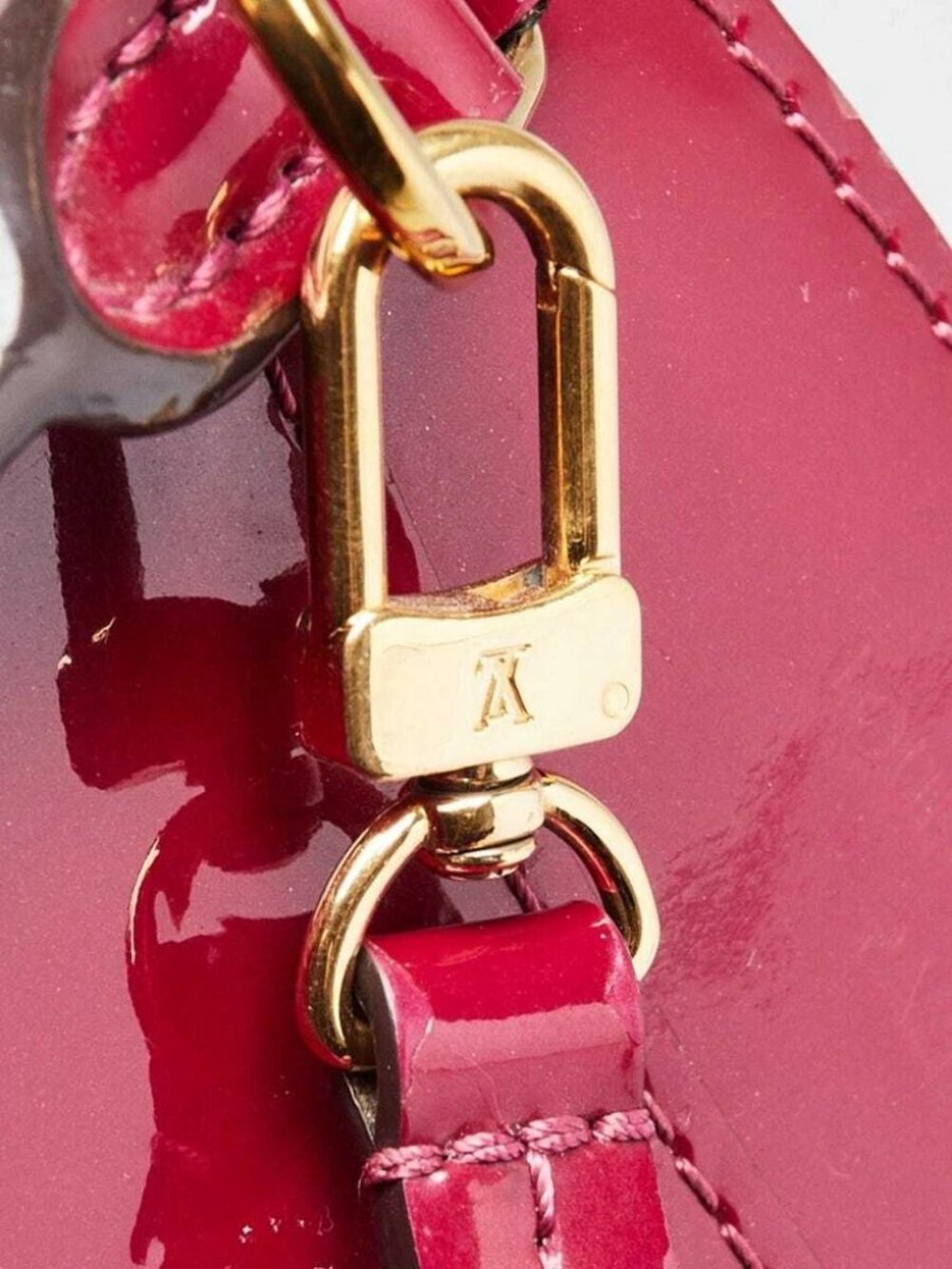 Louis Vuitton Magenta Monogram Vernis Brea PM NM Bag - Picture 9 of 12